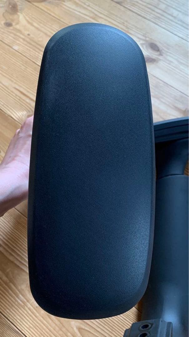 オカムラ シルフィー アジャストアーム レストアーム 肘置き（ボルト付