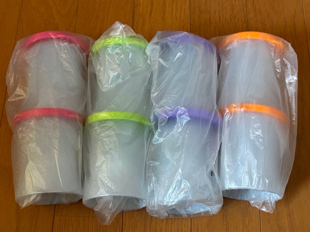 タッパーウェア　ファミリーメイト ラウンド ミニ 8個 ＋ミニポピーセット