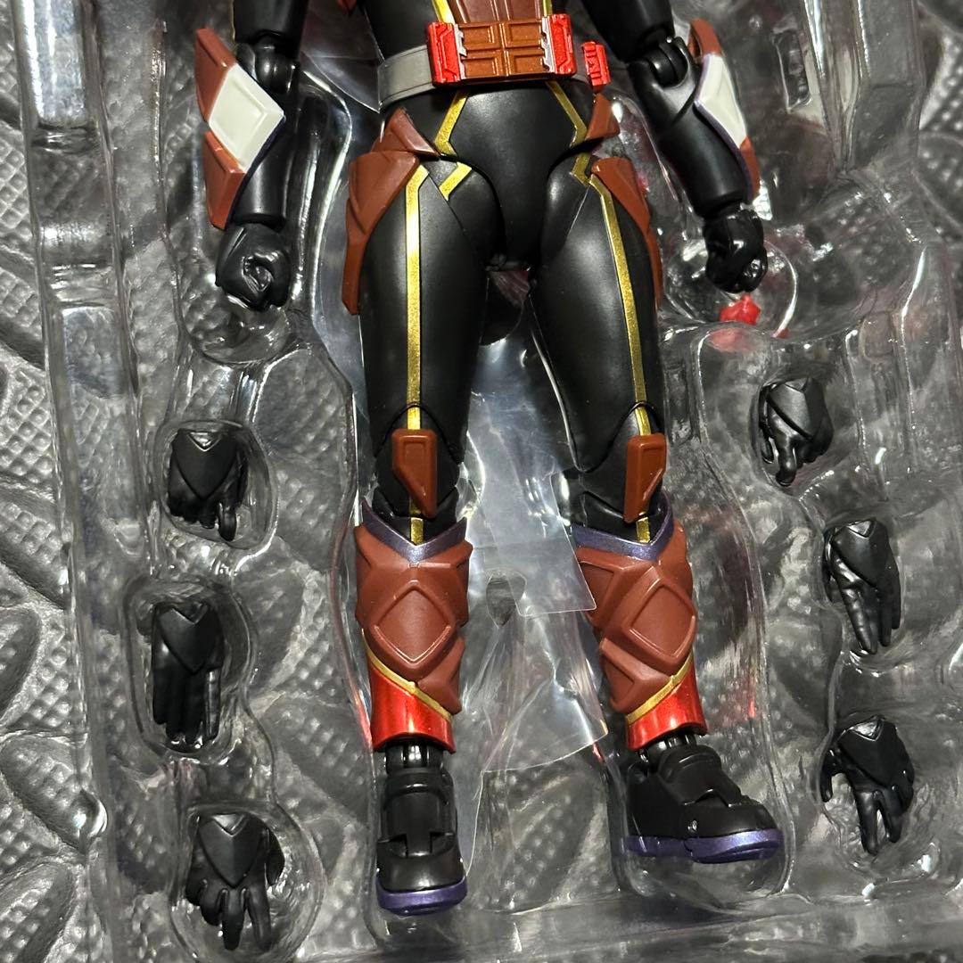 S.H.Figuarts 仮面ライダーガヴ ヴラム ヴァレン セット