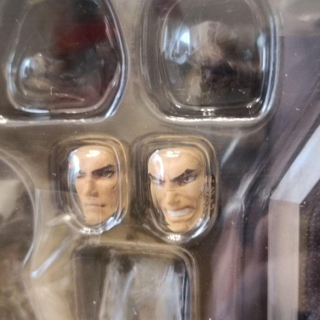 新品未開封品　S.H.Figuarts ガッツ　狂戦士の甲冑　激情 ベルセルクA