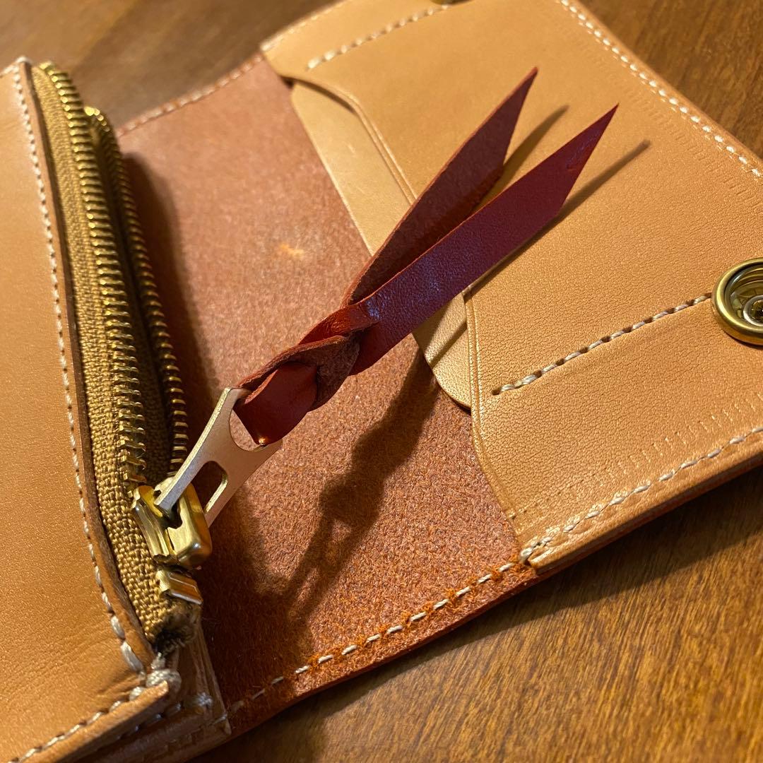 トラッカーウォレット　赤迷彩　ミドル　三層　エルバケーロ