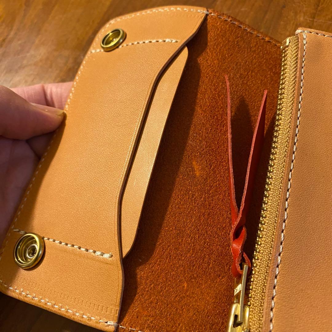 トラッカーウォレット　赤迷彩　ミドル　三層　エルバケーロ