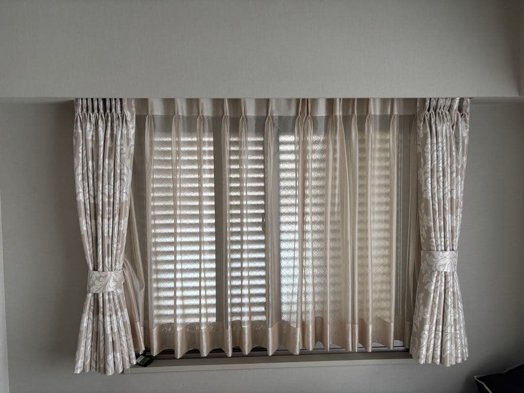 サンゲツ FEDE オーダーカーテン ベージュ系