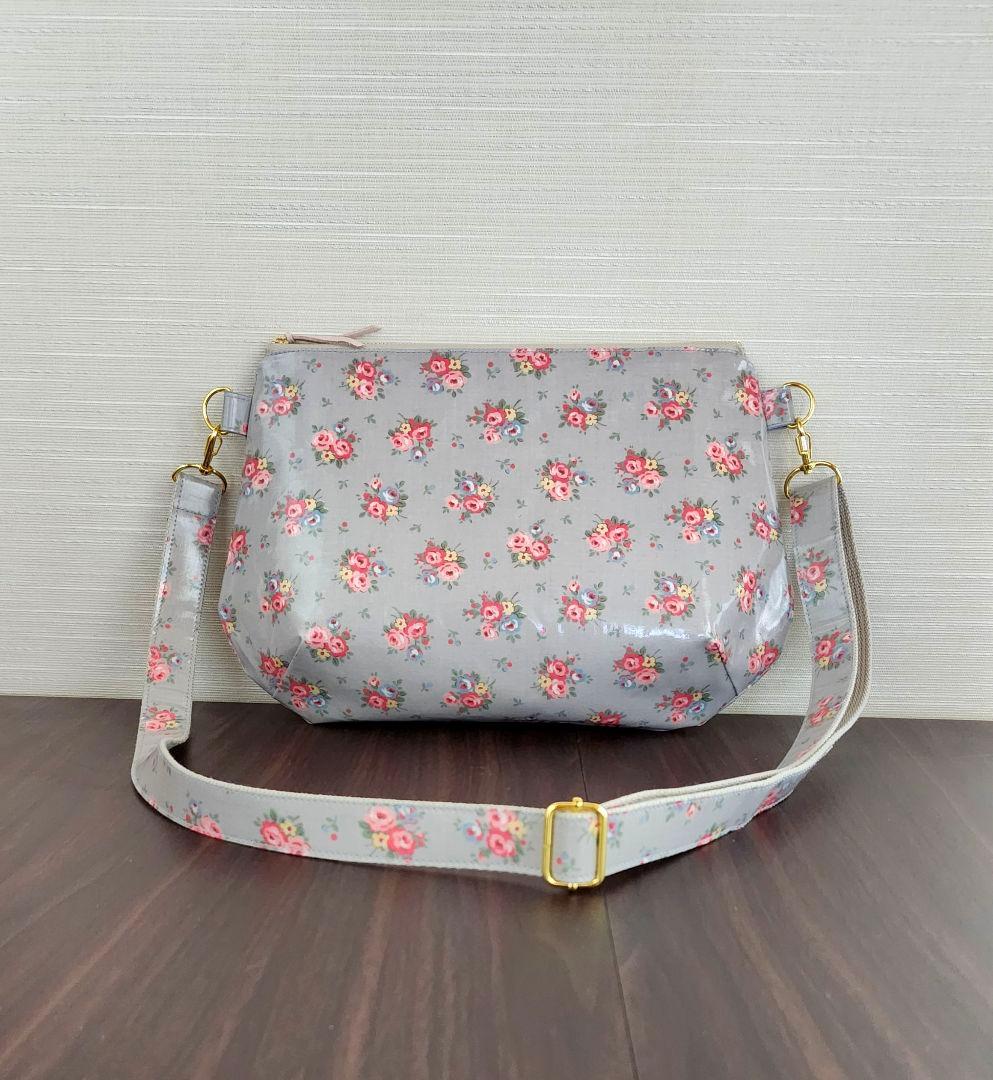 ハンドメイド キャスキッドソン ラミネート ショルダー ポシェット 訳