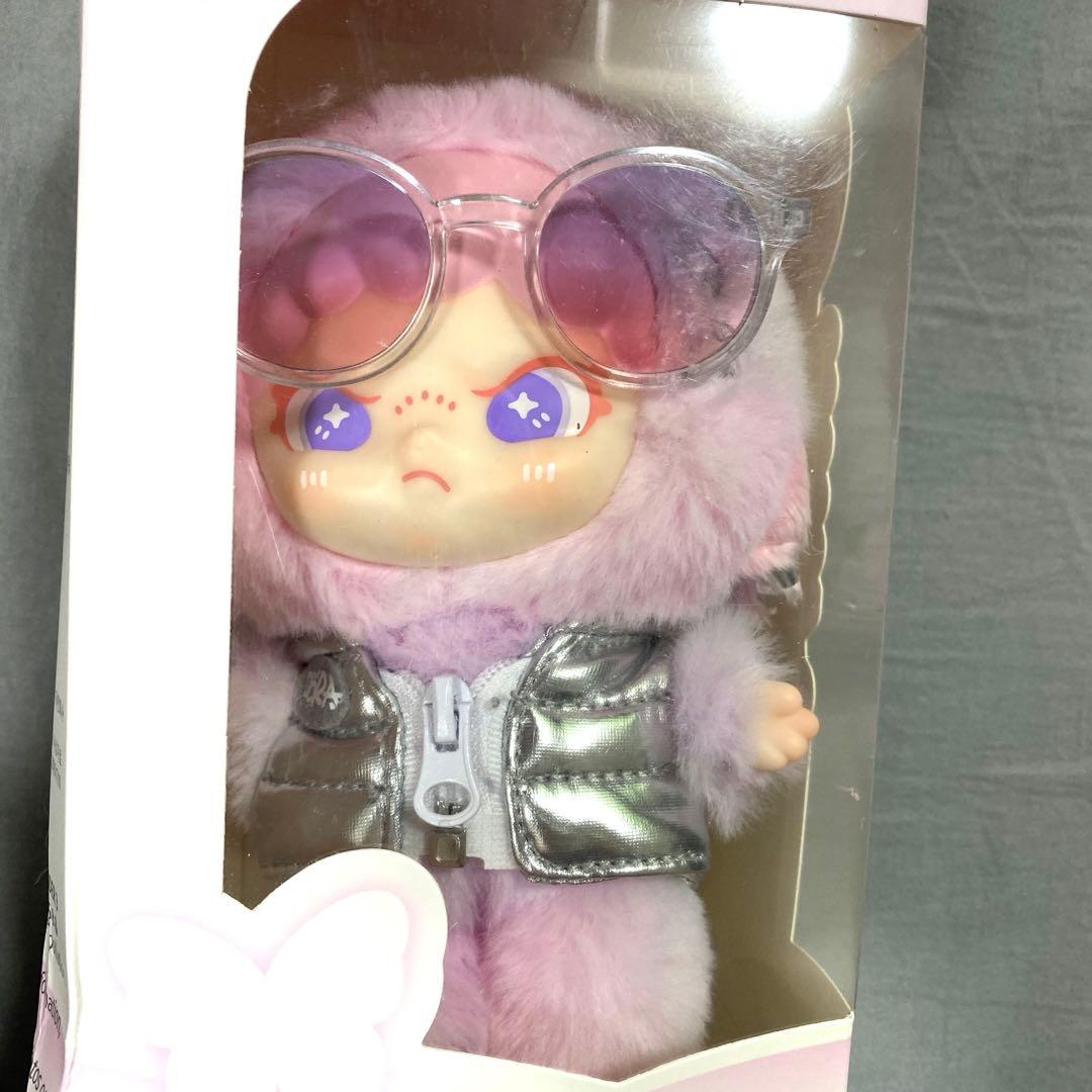 ポップマート海外限定新品‼️DORA TNTSPACE ぬいぐるみ - メルカリ