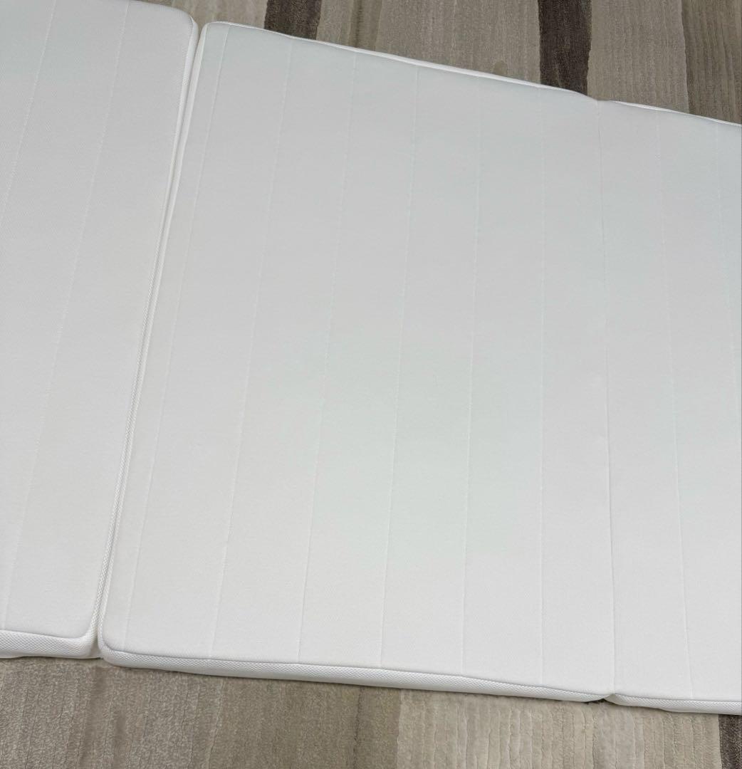 エアウィーヴ　マットレス　三つ折り