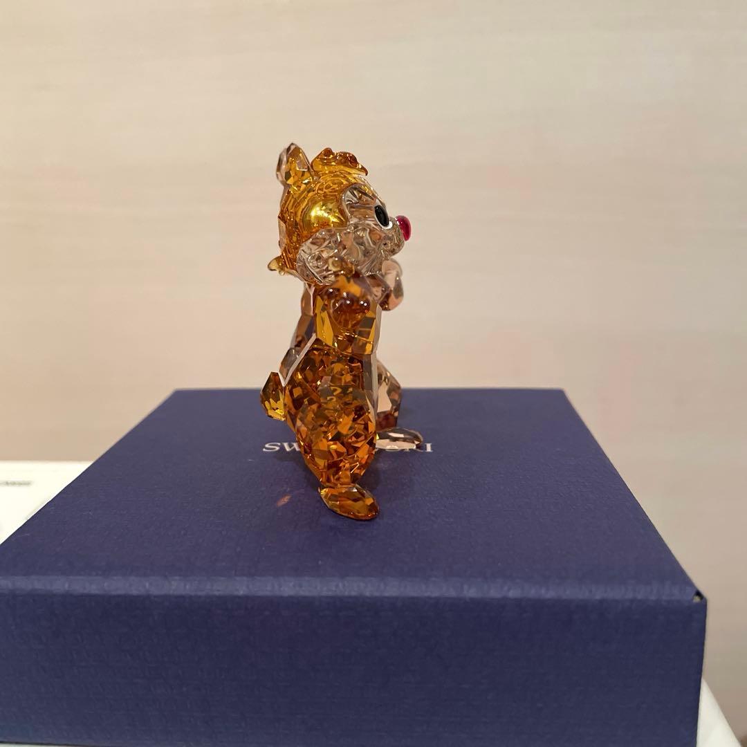 ディズニー　スワロフスキー　チップとデール 新品！