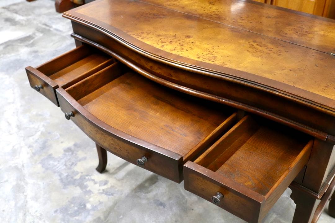 GMIH230○THEODORE ALEXANDER / セオドアアレキサンダー