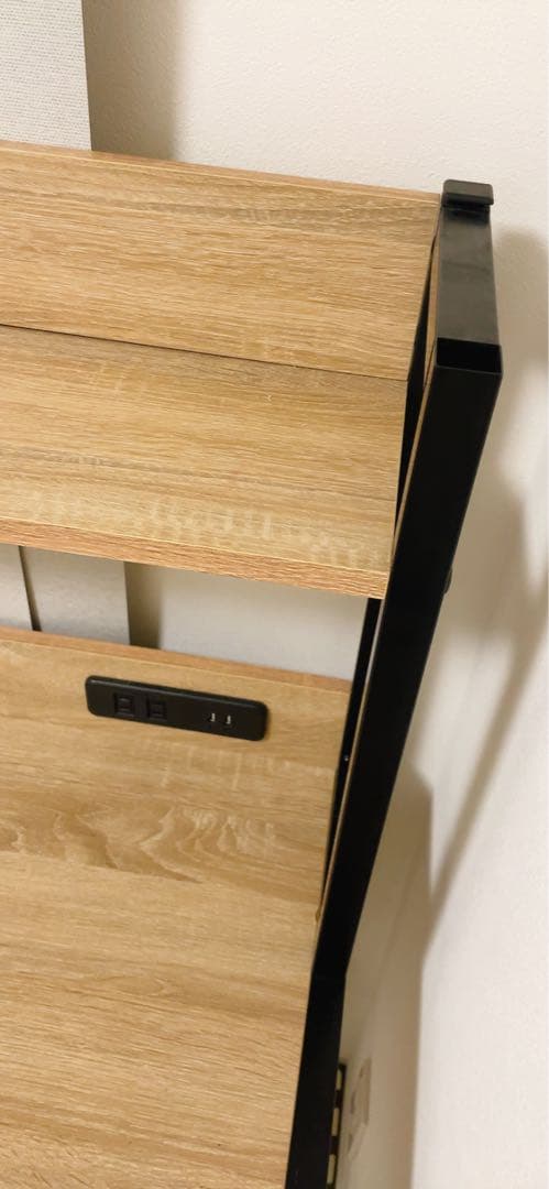 木目調デスク 電源・USBコンセント付き