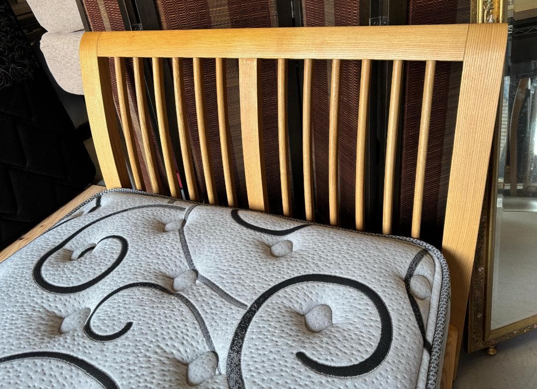 ここ 最高級 Simmons シングル未使用マットレスのみ美品