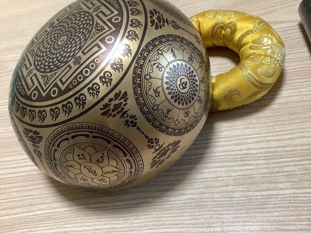 《 チベット密教　新品 》 シンギングボウル　カービング仕様　3点セット　72