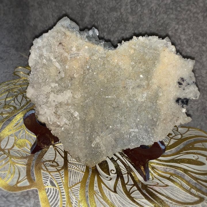 六角水晶　ハート型　クラスター