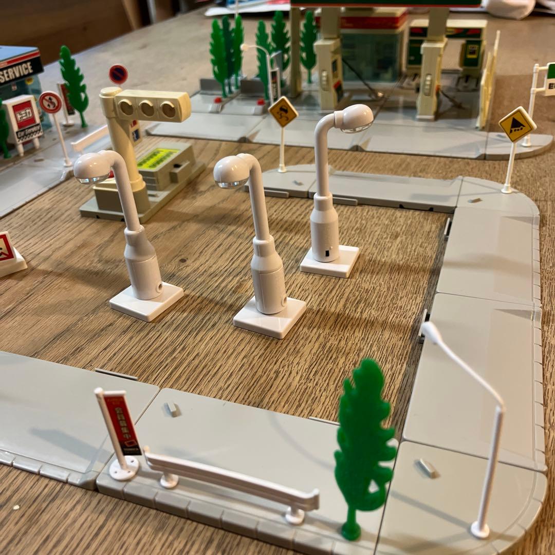 トミカタウン　ガソリンスタンドJOMO トミカ建設カーサービス駐車場　レア絶版