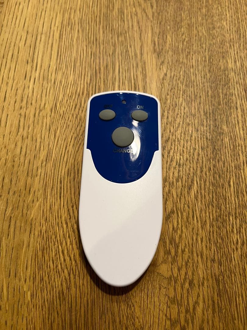 【大幅値下げ•東京メタル工業】シーリングライト（電球付き）