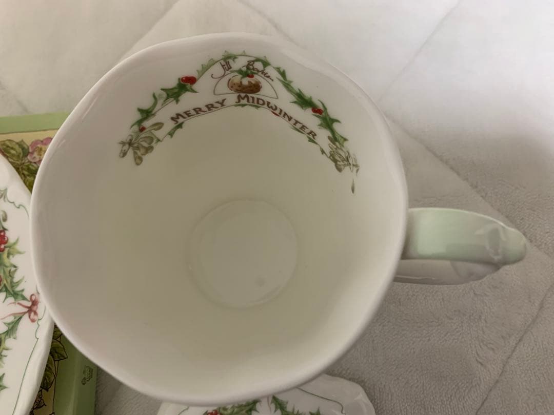 ロイヤルドルトン　メリーミッドウィンター カップ　お皿　キャンドル立て　セット
