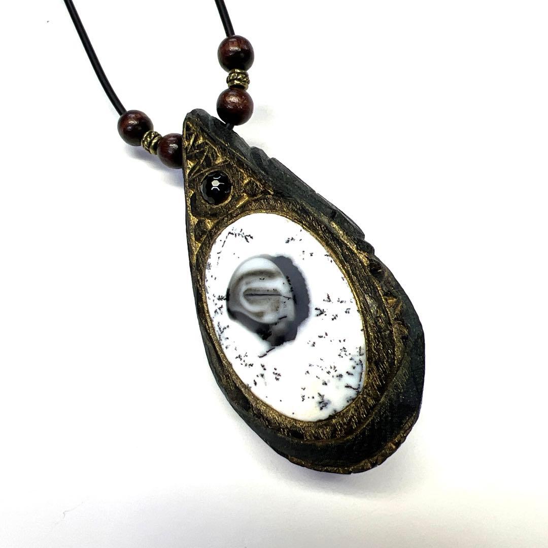 アイヌコタン　西田智三さん　天然石　猿　魔除け　ラブラド　アメジスト オニキス