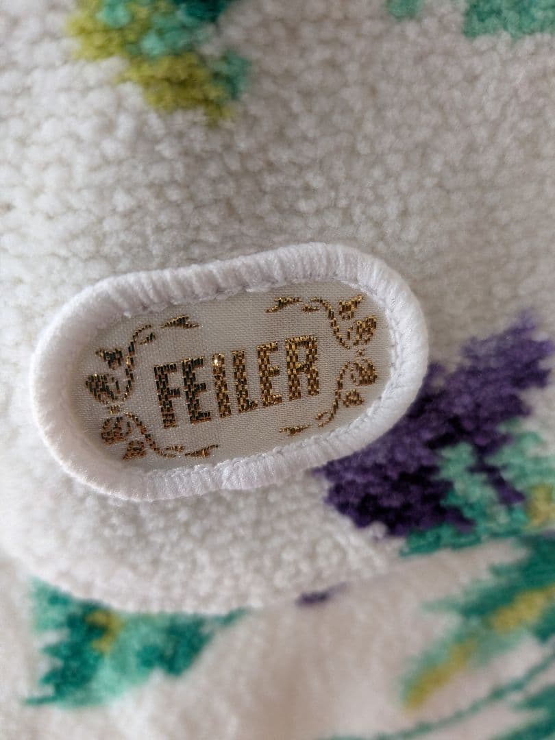 FEILER シニョール織　フラワー柄エプロン