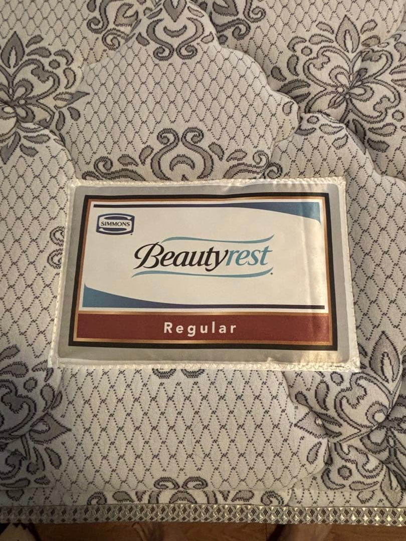 シモンズ　マットレス　セミダブル