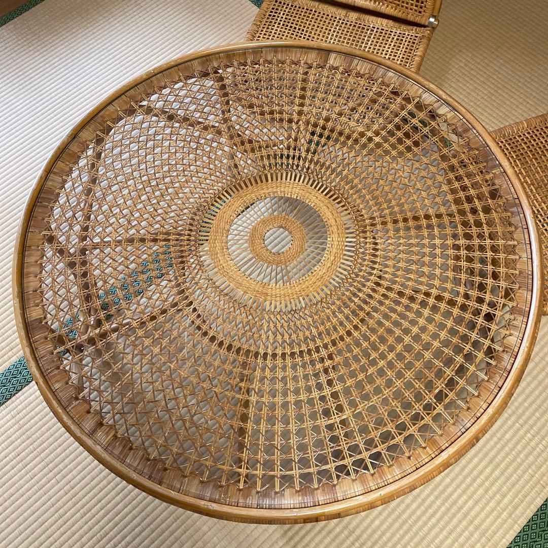 籐　ガラステーブル　ラウンドテーブル　ラタン