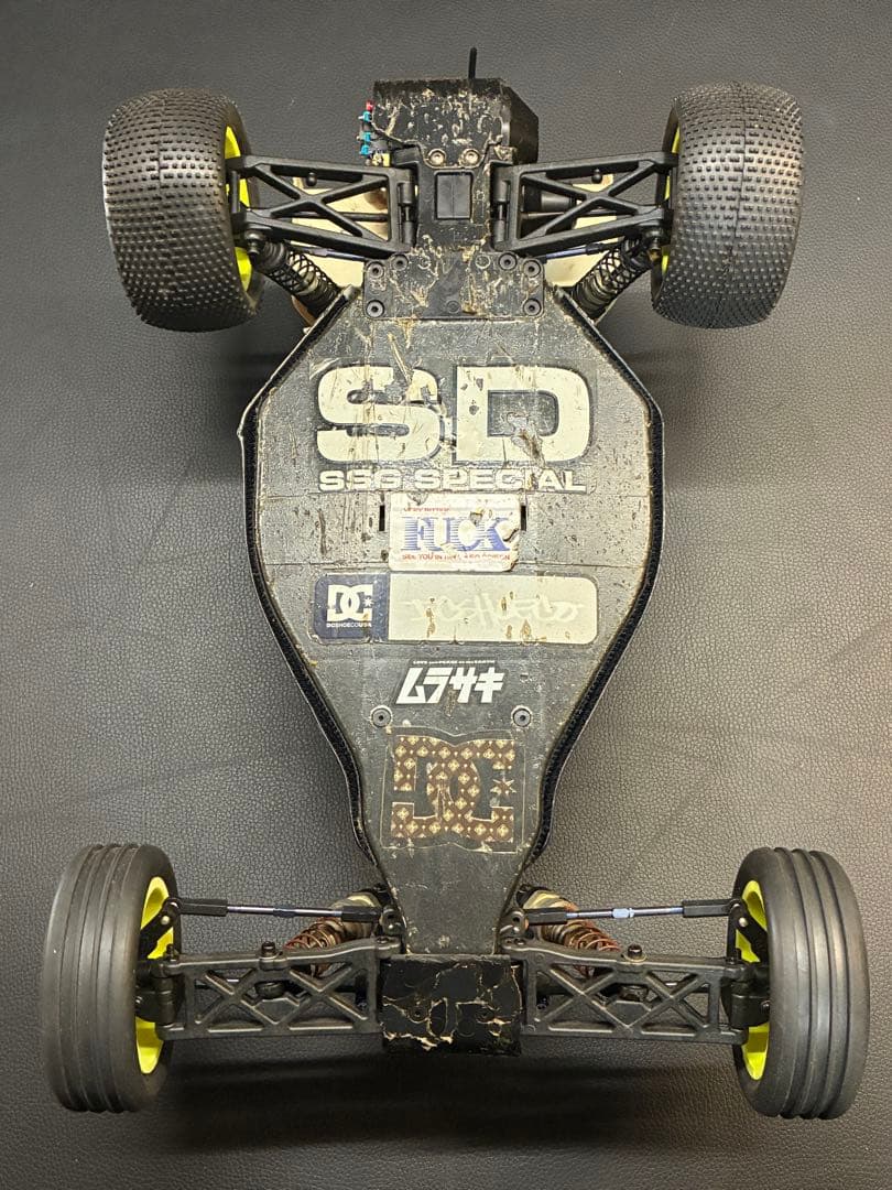 旧車RCカー アソシエイテッドB4 STEALTH 電動バギー フルセット