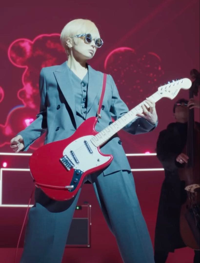 Squier by Fender MUSTANG 椎名林檎仕様 - メルカリ