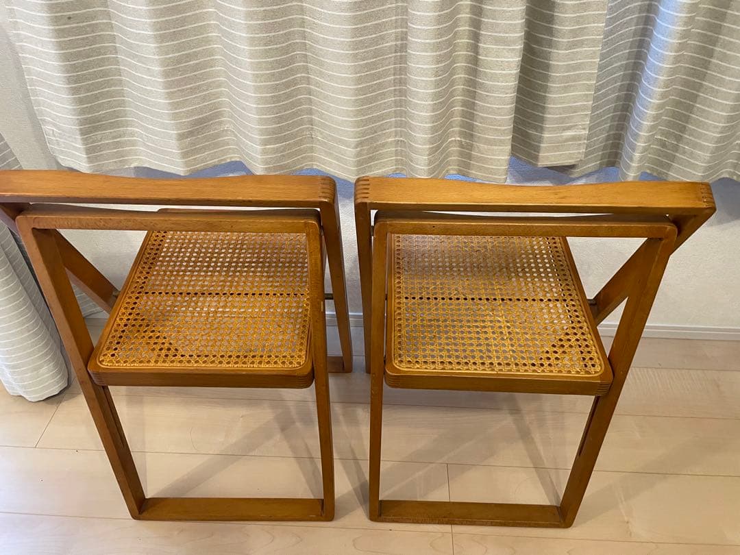 ヴィンテージ　ルーマニア製　木製ラタン折り畳みチェア