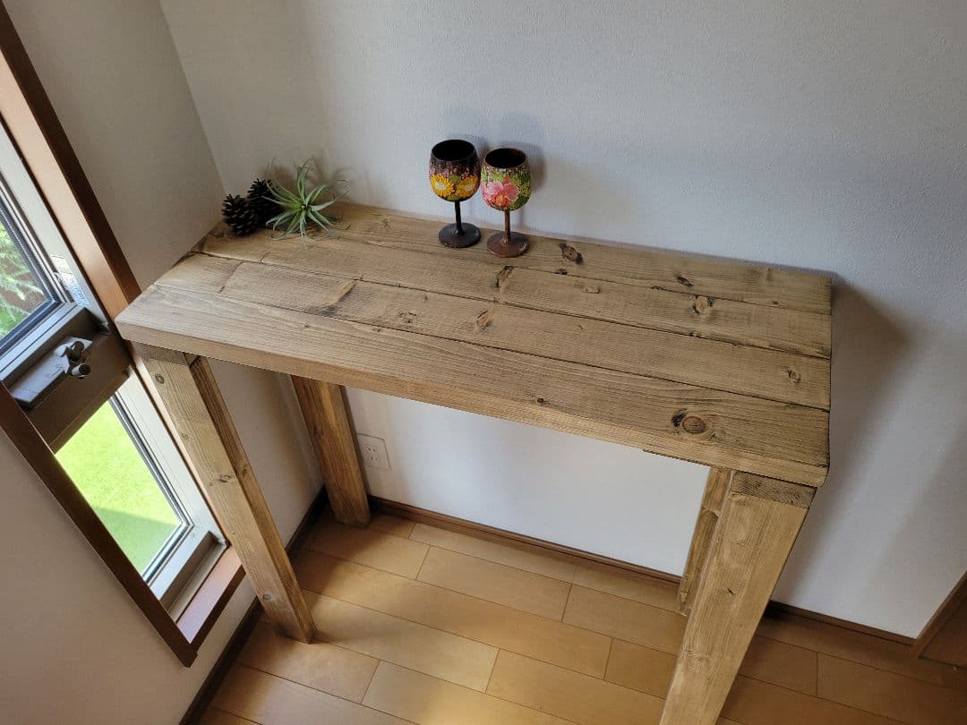木製カウンターテーブル 高めのテーブル