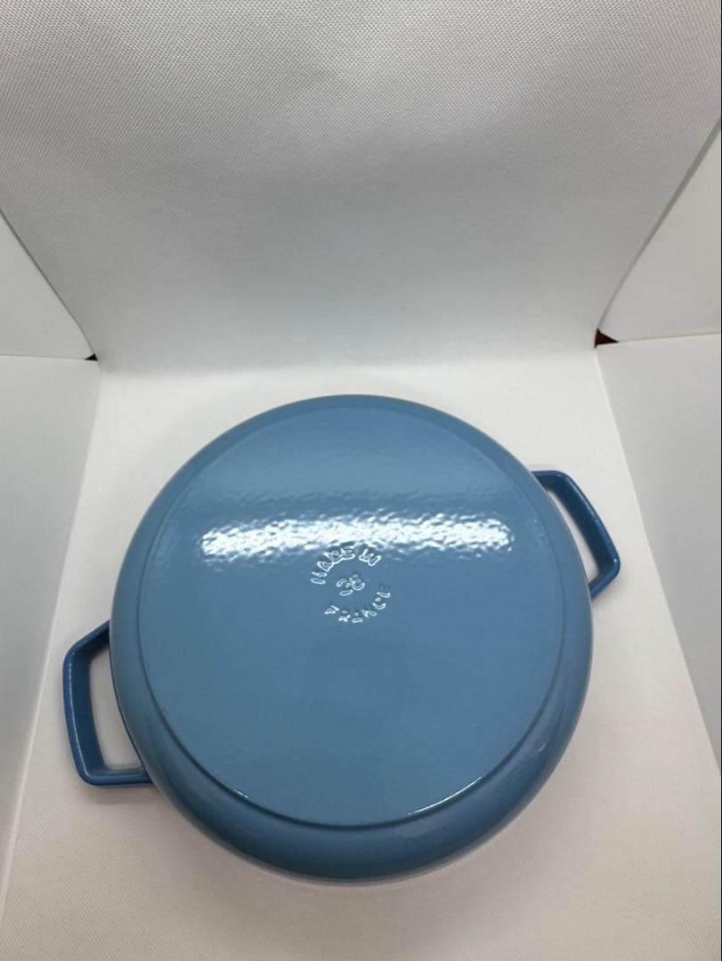 ストウブ　限定カラー　サックスブルー　ブレイザー28