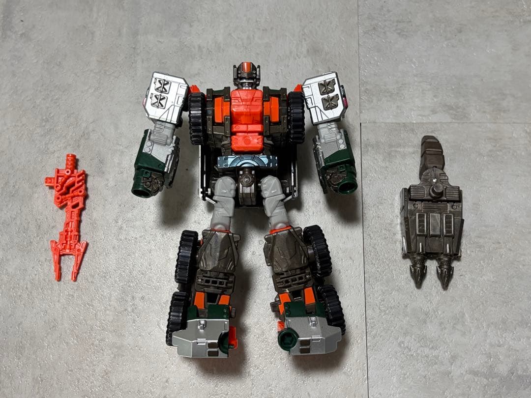 トランスフォーマー ユナイトウォリアーズ ワンダリングローラー