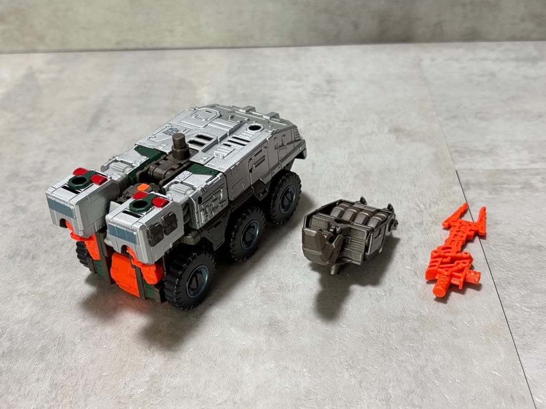 トランスフォーマー ユナイトウォリアーズ ワンダリングローラー