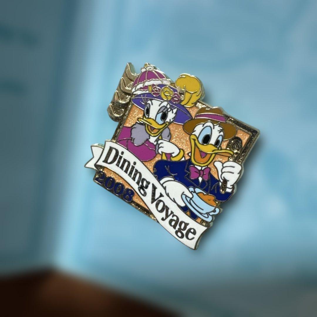 未使用 ディズニー ダイニングボヤージュ ピンバッジ 2008 ドナルド