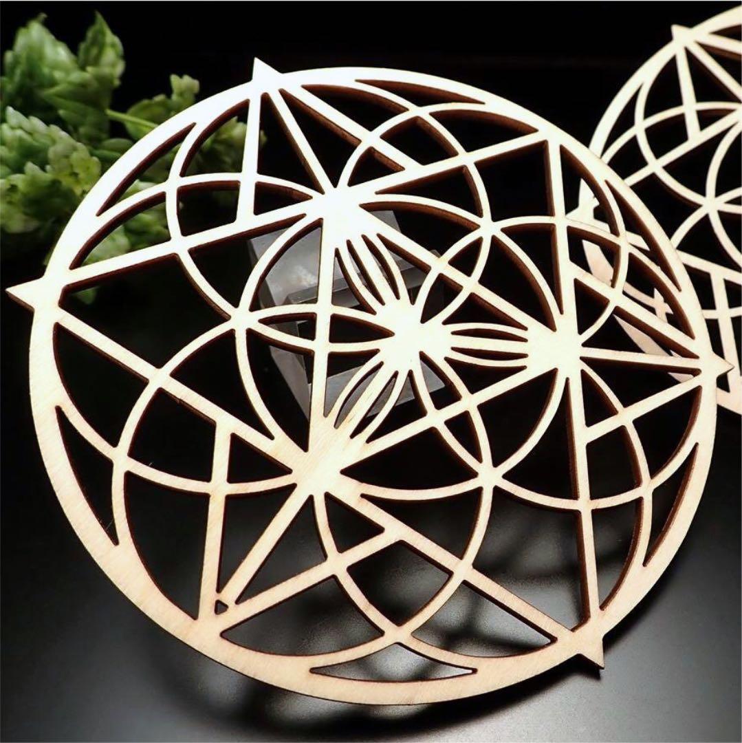 6G★特選NEW★木製☆お洒落で可愛い【北欧風デザインウッドコースター６枚】❤️