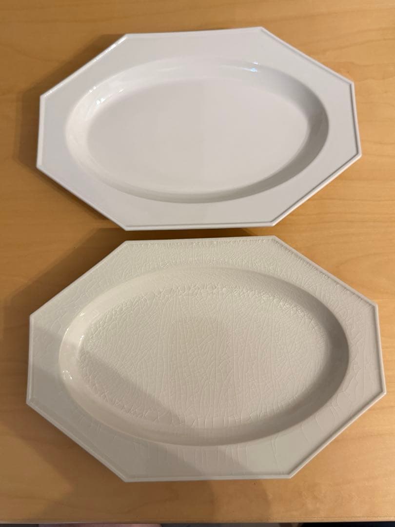 新品未使用　石川隆児 さん　貫入&ホワイト　オーバルオクトゴナル　プレート 2枚