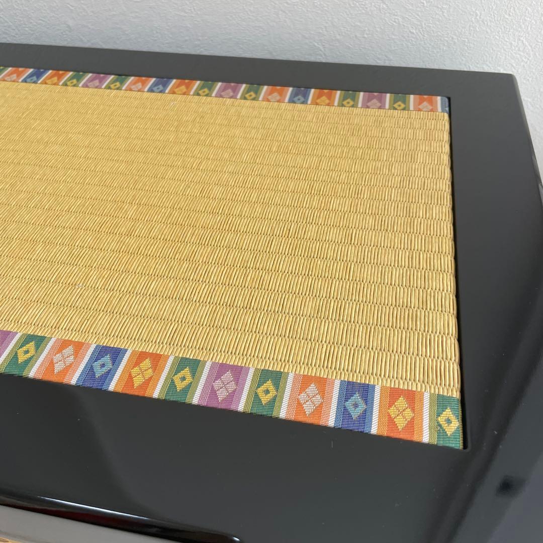 雛人形　親王飾り　収納箱　黒色木製　雛人形飾り台のみ　金色装飾