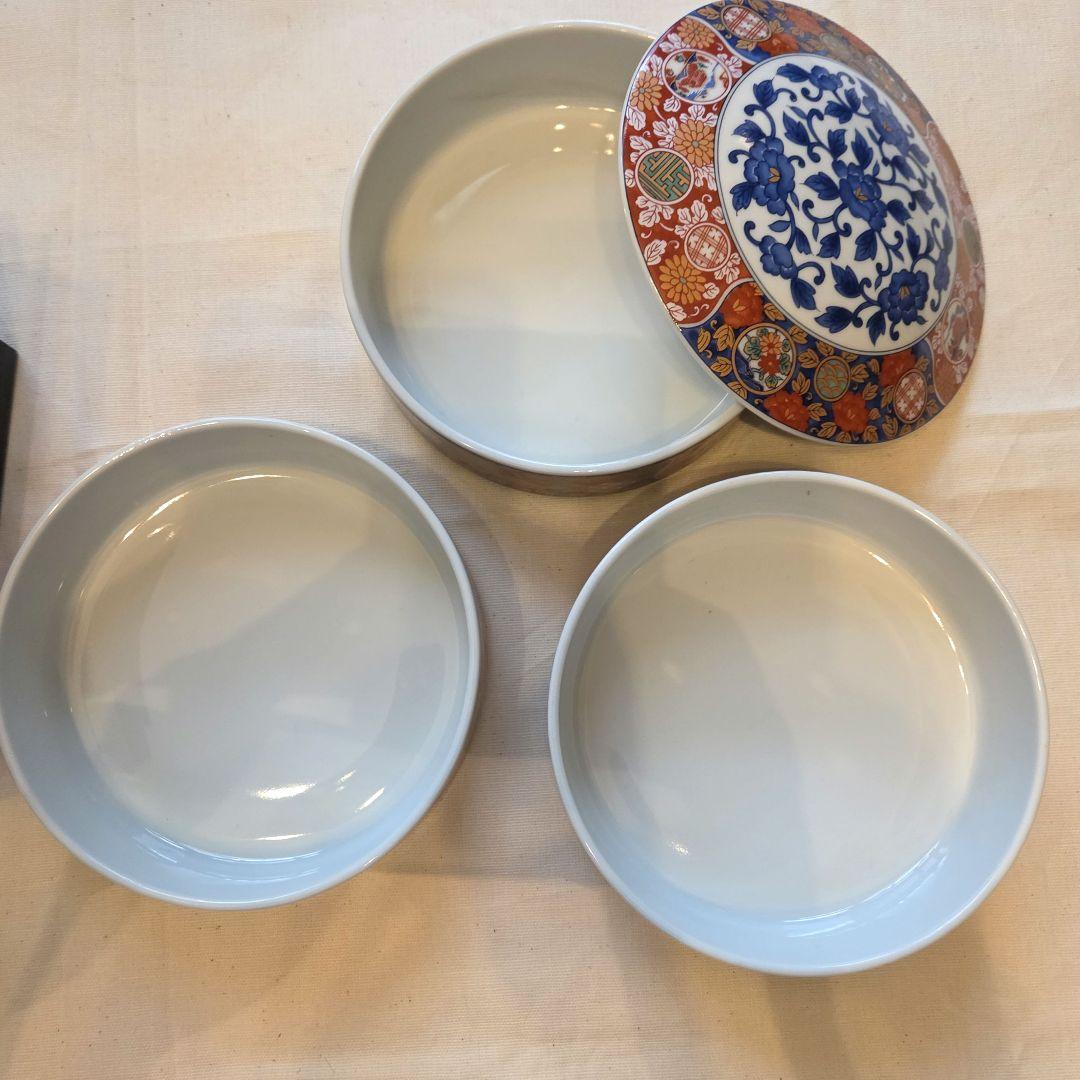 美品】 龍峰窯 錦彩古伊万里 三段重 陶器製 木箱付き - メルカリ
