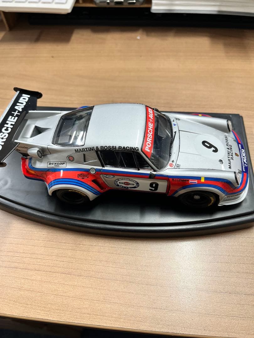 フジミ 1/24 ポルシェ911 カレラRSR ターボ 完成品 プラモデル