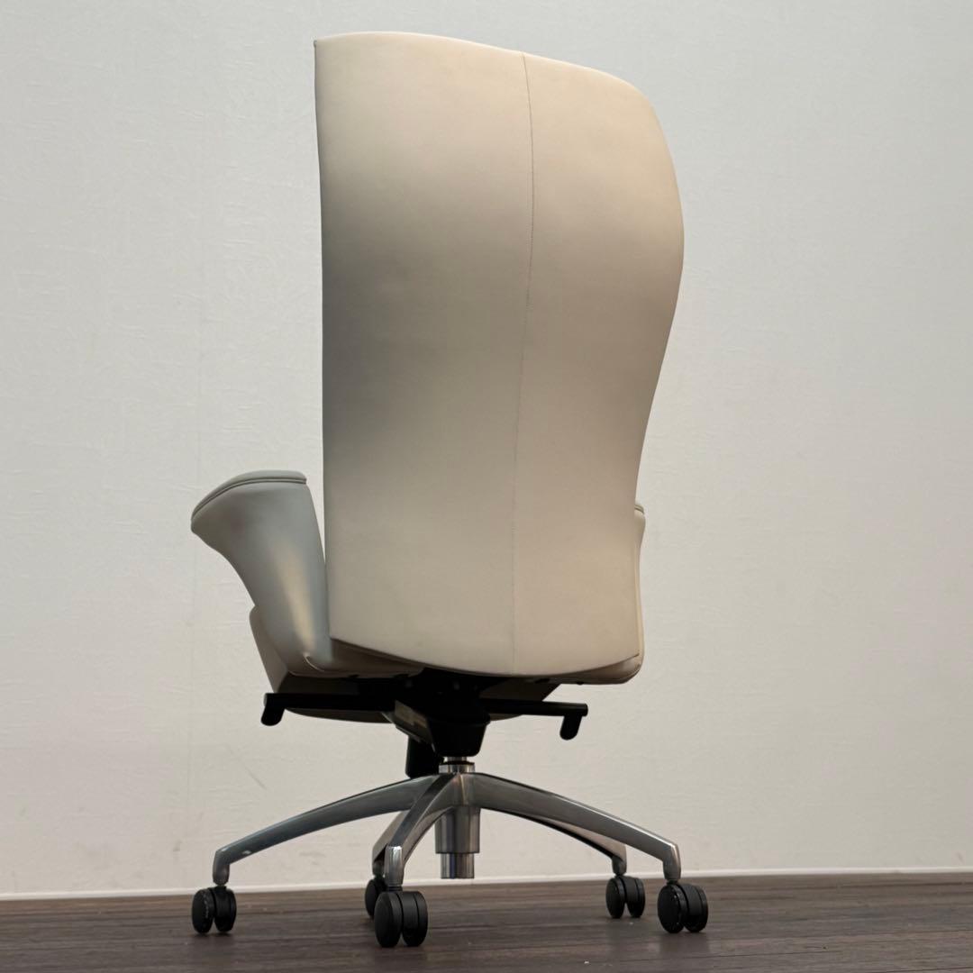 H112K3c ITOKI X-4 ハイバック デスクチェア KWX-405 - メルカリ