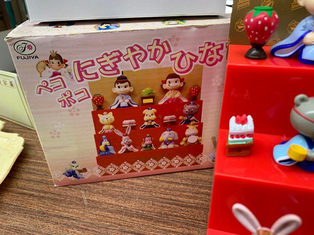 値下げ ペコちゃん ポコちゃん ひな祭り 人形 セット 箱あり - メルカリ