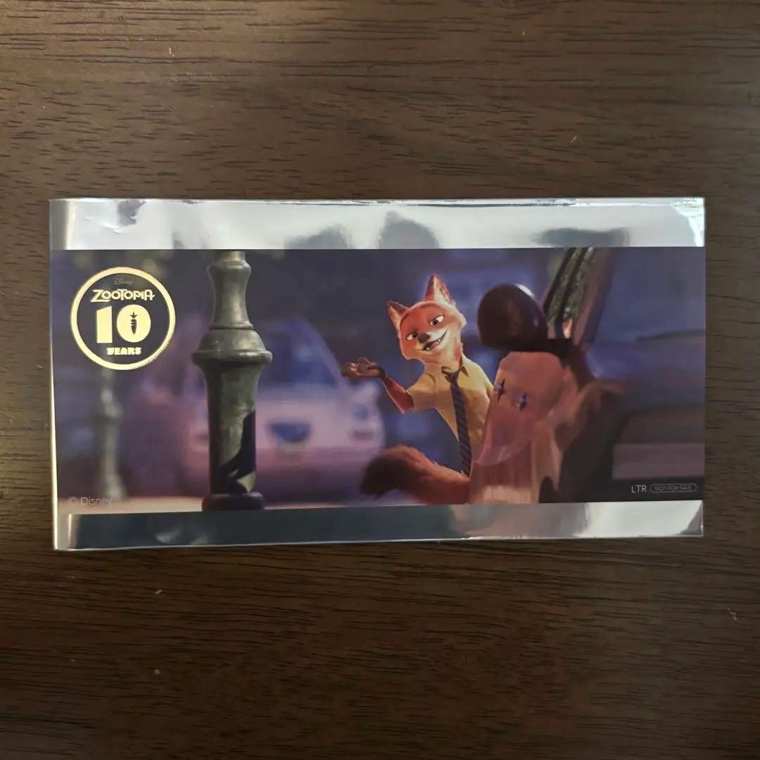 新品未使用】ズートピア2 オーマイカフェ 特典 箔押しカード ニック