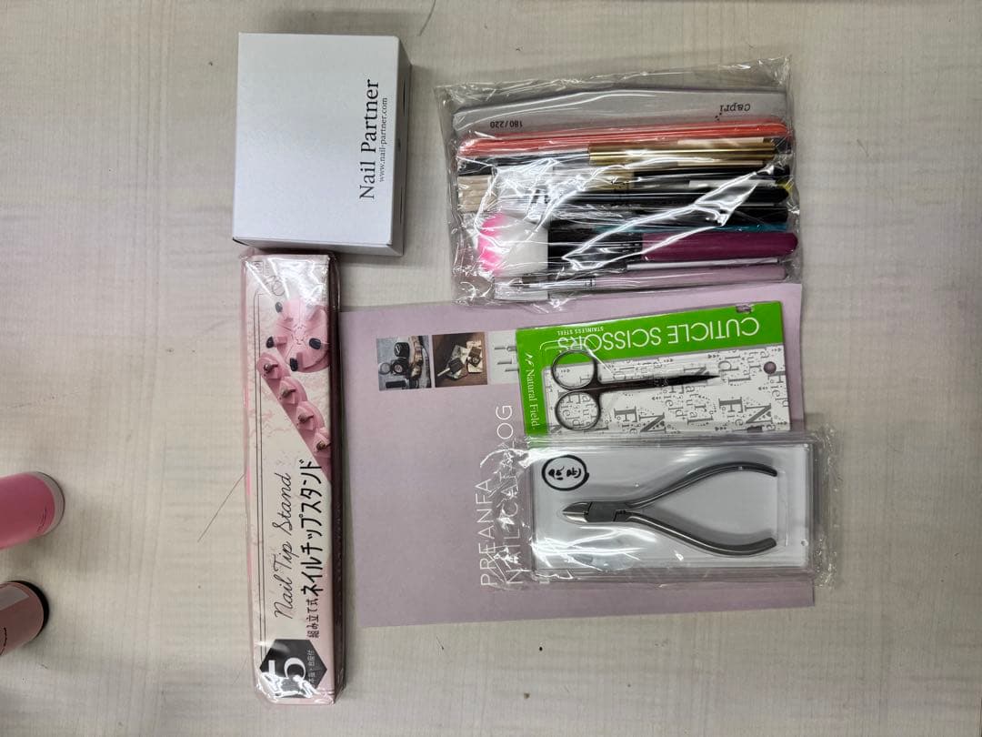 【新品未使用】ネイル教材まとめ売り［山野美容専門］