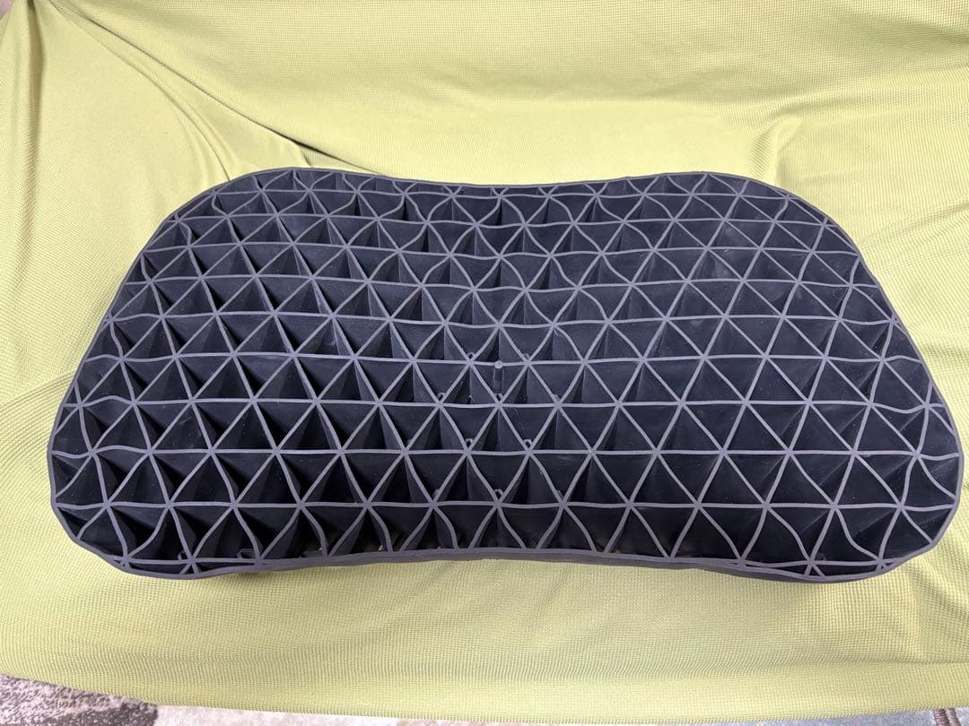 ヒツジのいらない枕　プレミアム　 　2個セット　　新品と美品