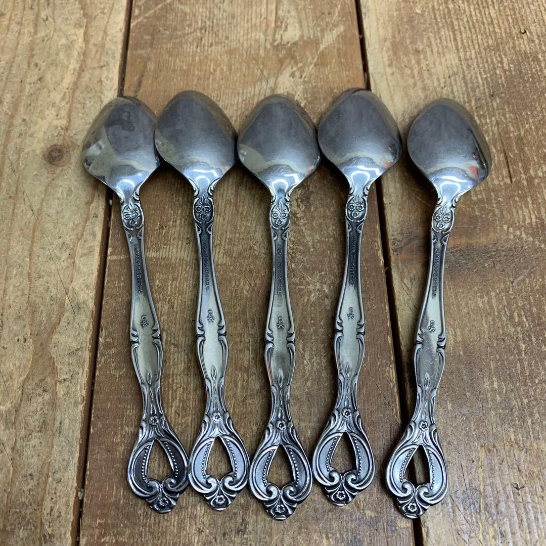 E-壁 【豪華21点セット】アンティーク調 カトラリーセット 彫刻装飾 シルバー