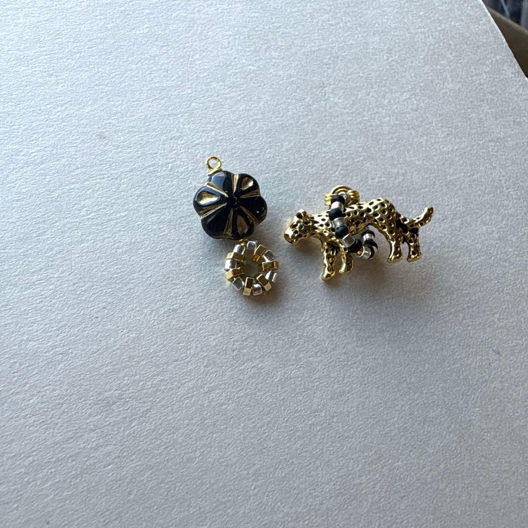 no.206 黒蓮子と小さなヒョウ