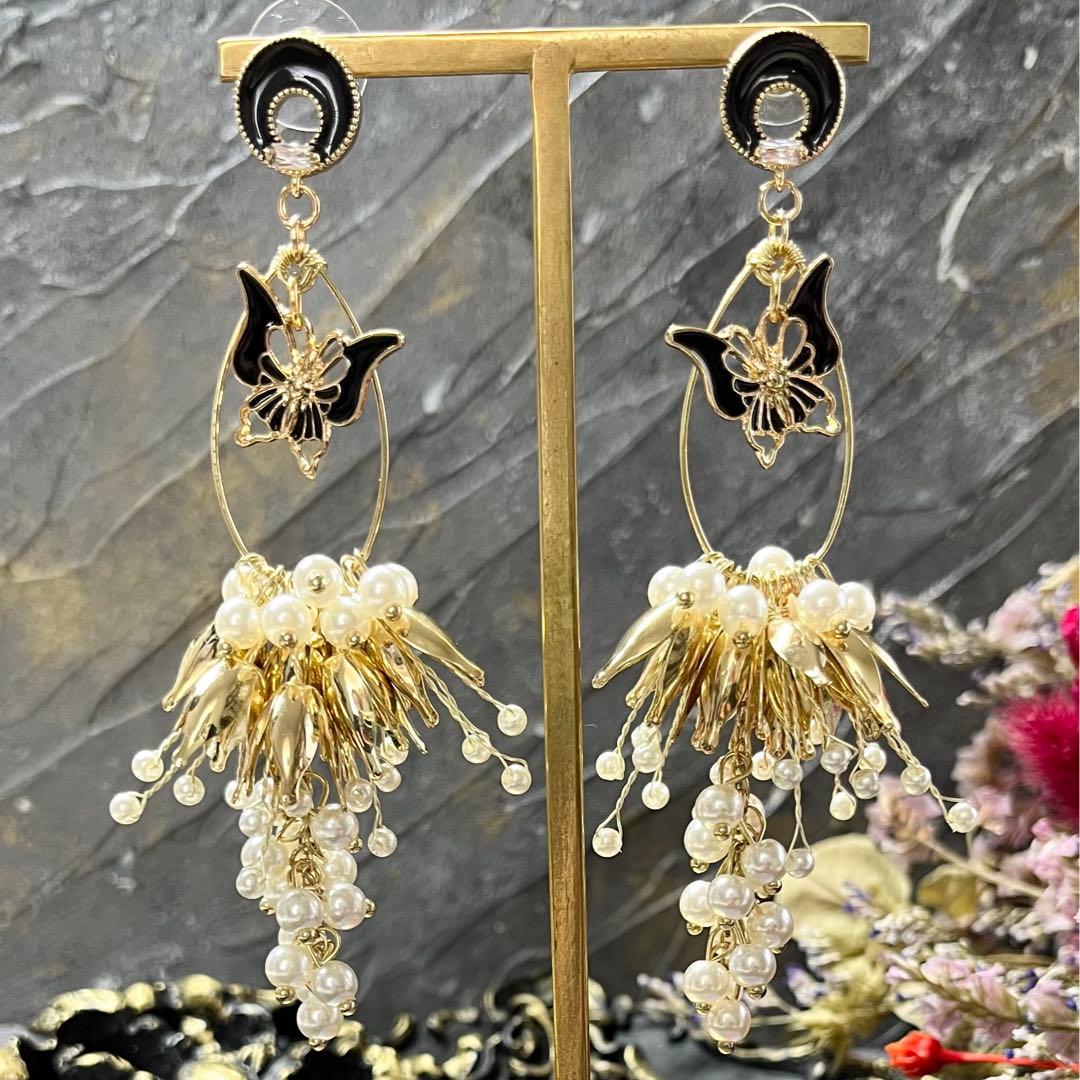 85 パールと蕾のワイヤー編み編み　ピアス・イヤリング