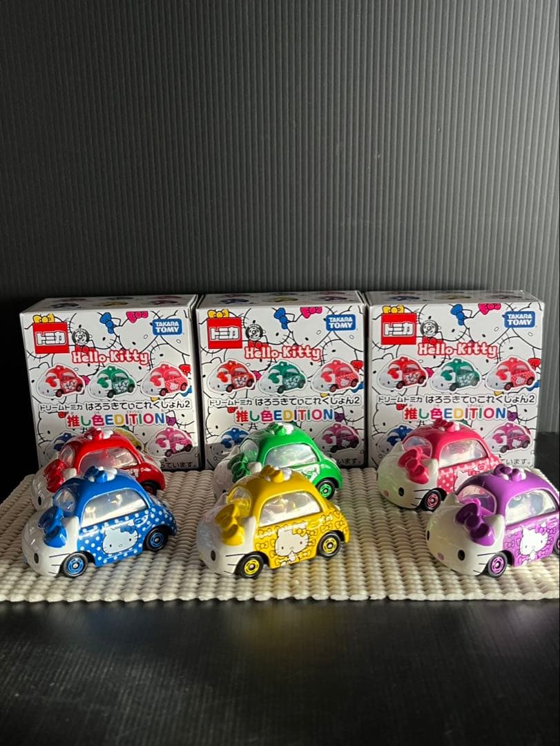 トミカ ハローキティ ミニカー 18個セット