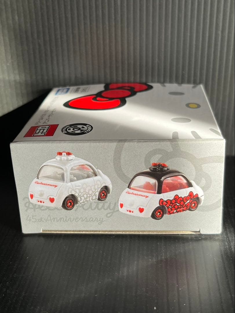 トミカ ハローキティ ミニカー 18個セット