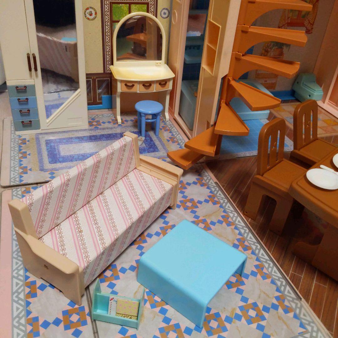 人形付】リカちゃん ファミリーハウス あそびにおいでよ - メルカリ