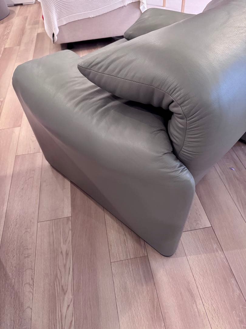 カッシーナ マラルンガ 総本革 レザー 1人掛けソファ