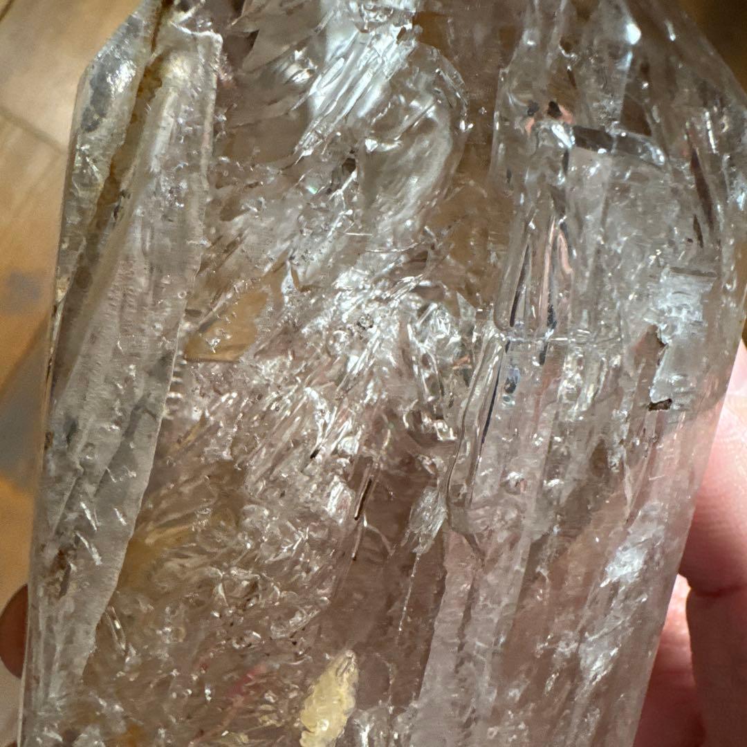 【展示コレクション級】水入り　水晶ポイント　博物館クラス　水多数あり