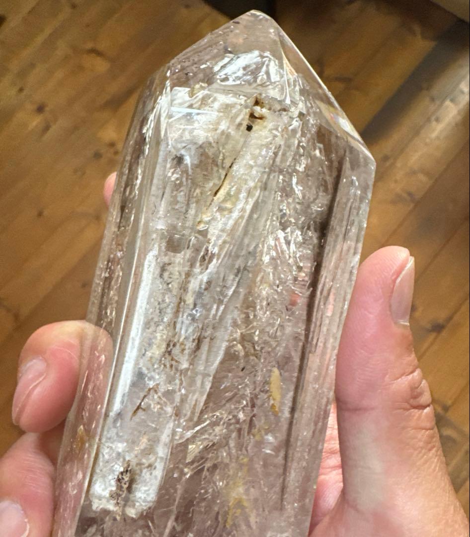 【展示コレクション級】水入り　水晶ポイント　博物館クラス　水多数あり